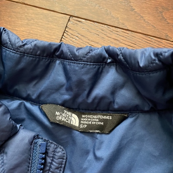 The North Face Puffer - Picture 4 of 7